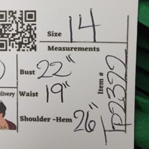 Oscar De La Renta Green Ruffle Button Front Blouse Size 14 - Picture 9 of 9